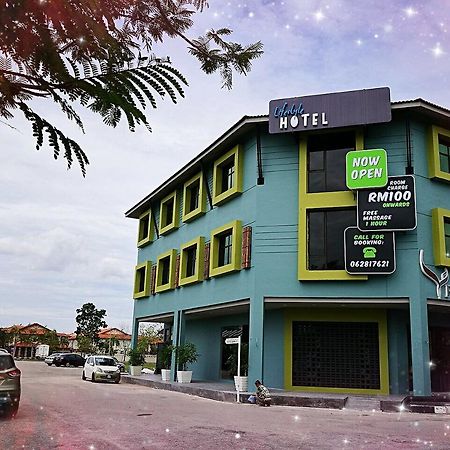 Finess Basic Hotel ملقا المظهر الخارجي الصورة