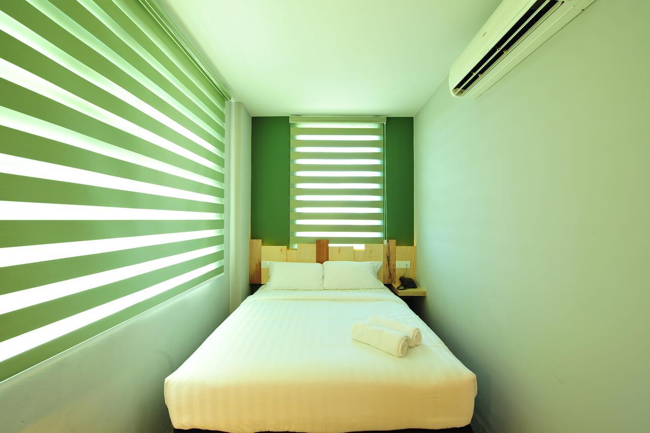 Finess Basic Hotel ملقا المظهر الخارجي الصورة