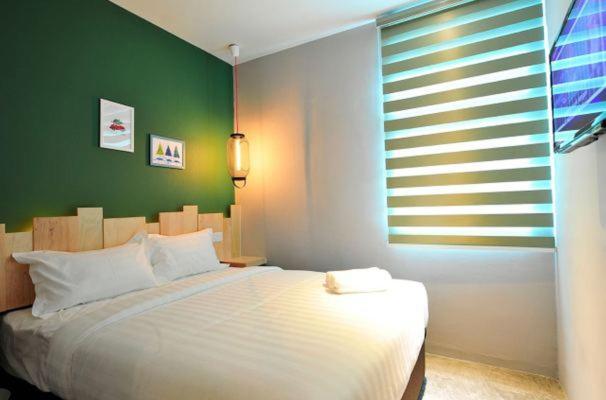Finess Basic Hotel ملقا المظهر الخارجي الصورة